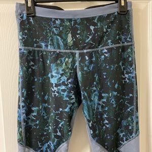 Lululemon mesh panel leggings